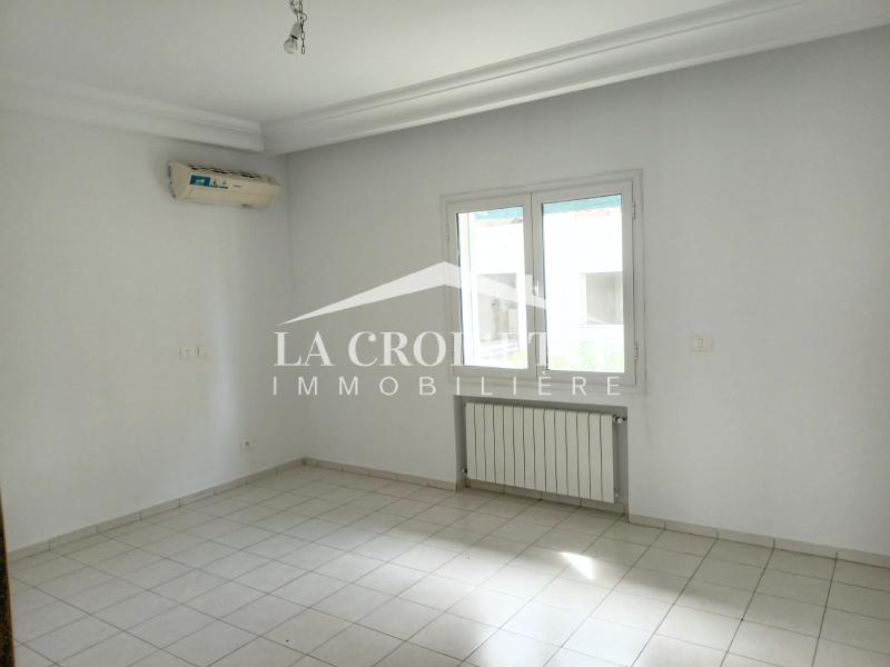 Appartement S+3 à La Marsa